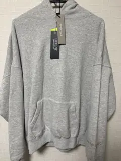 エッセンシャルズ　パーカー M お値下げ可能♪