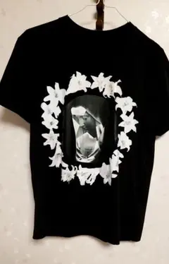 シスター プリントTシャツ 白ユリ スムースコットン ユニセックス S