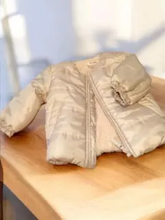 ベージュ ボア裏地付きアウター