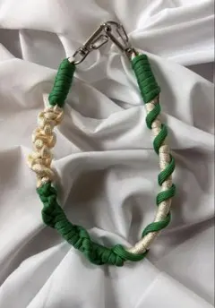 パラコードストラップ グリーン×オフホワイト スマホストラップ
