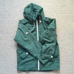 マウンテンパーカ