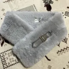 フルラ FURLA ベルト付きフェイクファーマフラー グレー