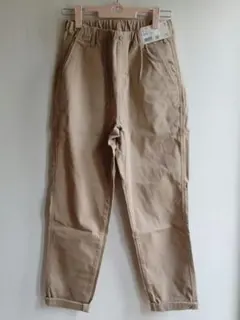 新品 ユニクロ ウルトラストレッチテーパードパンツ 160