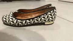 編み込みデザイン フラットシューズ