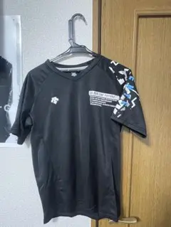 DESCENTE バレーボールtシャツ　Ｌサイズ