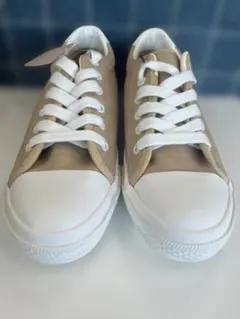 【美品】 SHOO・LA・RUE フェイクレザー スニーカー 24.5cm