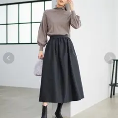 美品✨️自由区 洗える　エコタフタフレアスカート 　撥水加工　ロング丈のサムネイル