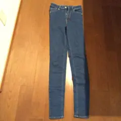 GU スキニーデニム M 濃紺