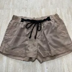 SEE BY Chloe シーバイクロエ　シルク　ベージュ　M ショートパンツのサムネイル