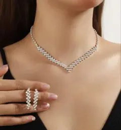 ネックレス ピアス 2点セット シルバー キラキラ パーティー 結婚式