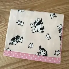 4719【2点100円、3点200円引き】パンダ柄移動ポケット