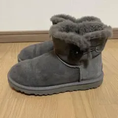 UGG W ミニ ベイリーボタン グレー 23センチ 6サイズ