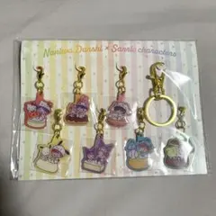 なにわ男子　サンリオキャラクターズ　メタルチャーム