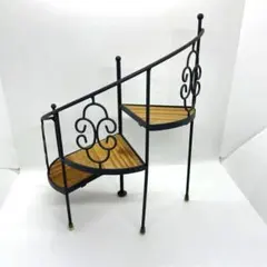 小物ディスプレイ台 スチール製及び木製 W:22cm D:10cm H:28cm