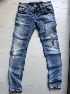 DIESEL D.N.A. ダメージデニム