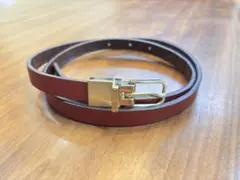 バーガンディ 細め ベルト 金属バックル