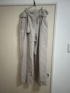 GU ハイウエストパンツ ベージュ Sサイズ