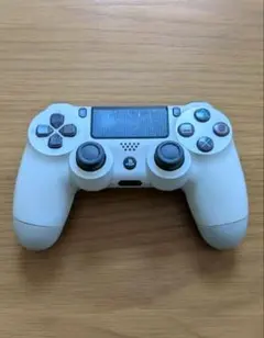 ホワイト PS4 コントローラー　ジャンク