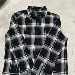 GAP シャツ
