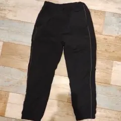 ユニクロ 120サイズ ナイロン長ズボン 裏地フリース