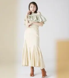 新品未使用　リエンダ　ロングスカート　おまけ付き