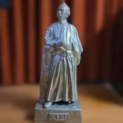 坂本龍馬 金属製 武士像 2026年最新】坂本龍馬像の人気アイテム - メルカリ