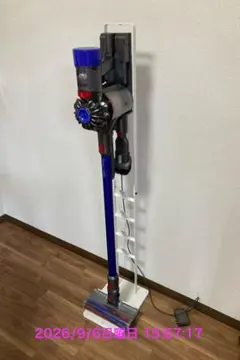 dyson v7 fluffy ダイソン掃除機　アイリスオーヤマスタンド付き