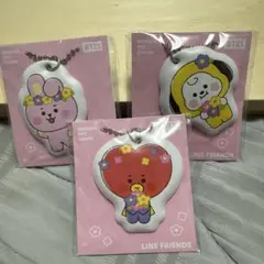 BT21 PVCキーホルダー 3個セット