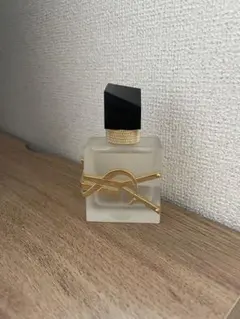 YSL LIBRE オーデパルファム 香水のサムネイル