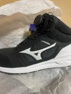 アシックス CP216 TOUGH 2025AW 限定カラー 値下げしました。 - メルカリ