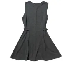 ZARAグレー ノースリーブ フレアワンピース