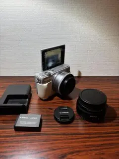 Canon EOS M10 本体 レンズ マウントアダプターセット - メルカリ