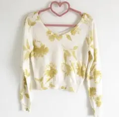 美品　Lilidia リリディア　フラワーニット　フリーサイズ