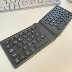 iPad 折りたたみ式Bluetoothキーボード