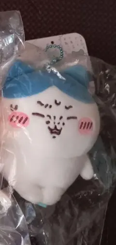 ちいかわ　ハチワレ二日酔い ぬいぐるみ マスコット