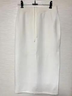 ユニクロ　ロングスカートMサイズ