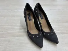 Daniella & GEMMA スタッズパンプスのサムネイル