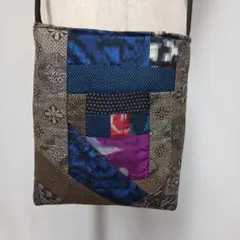 着物リメイク　大島紬や絣パッチワークミニショルダーバッグ　(スマホショルダー）