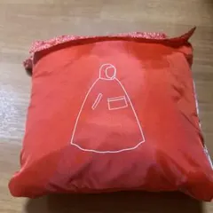 赤いドット柄レインコート・ポンチョ