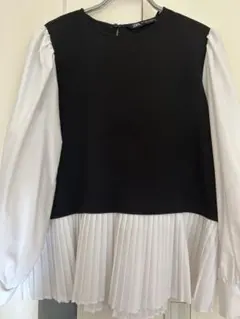 ZARA プリーツデザイン長袖トップス Sサイズ