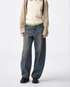 美品　GU バレルレッグジーンズ　67BLUE　Mサイズ