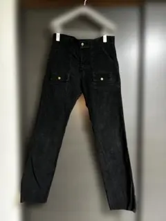 GUNG HO ブラック コーデュロイパンツ