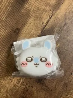 ちいかわ【モモンガ】おかおミニシリコンポーチ