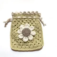 ハンドメイド　お花モチーフ　巾着　かぎ針編み　モチーフ編み　フラワー　手編み