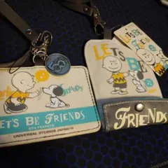 スヌーピー50周年USJ２点セット・パスケース・キーケース