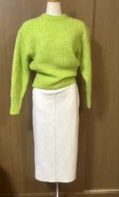 ZARA 暖かいニットセーター