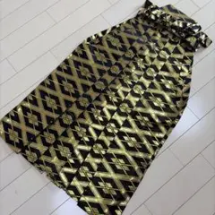 日本舞踊 袴 踊り衣装 金襴 菱文様 馬乗り型 - メルカリ