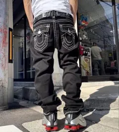 TRUE RELIGION ブーツカットデニム swag 33×33インチ - メルカリ