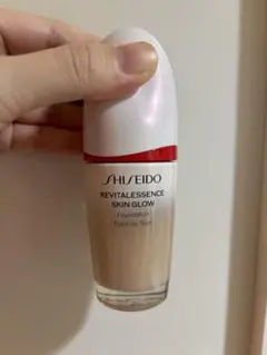 SHISEIDO REVITALESSENCE SKIN GLOW