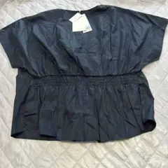 自由区　トップスのサムネイル